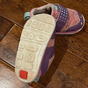 See Kai Run Stryker girls sneakers